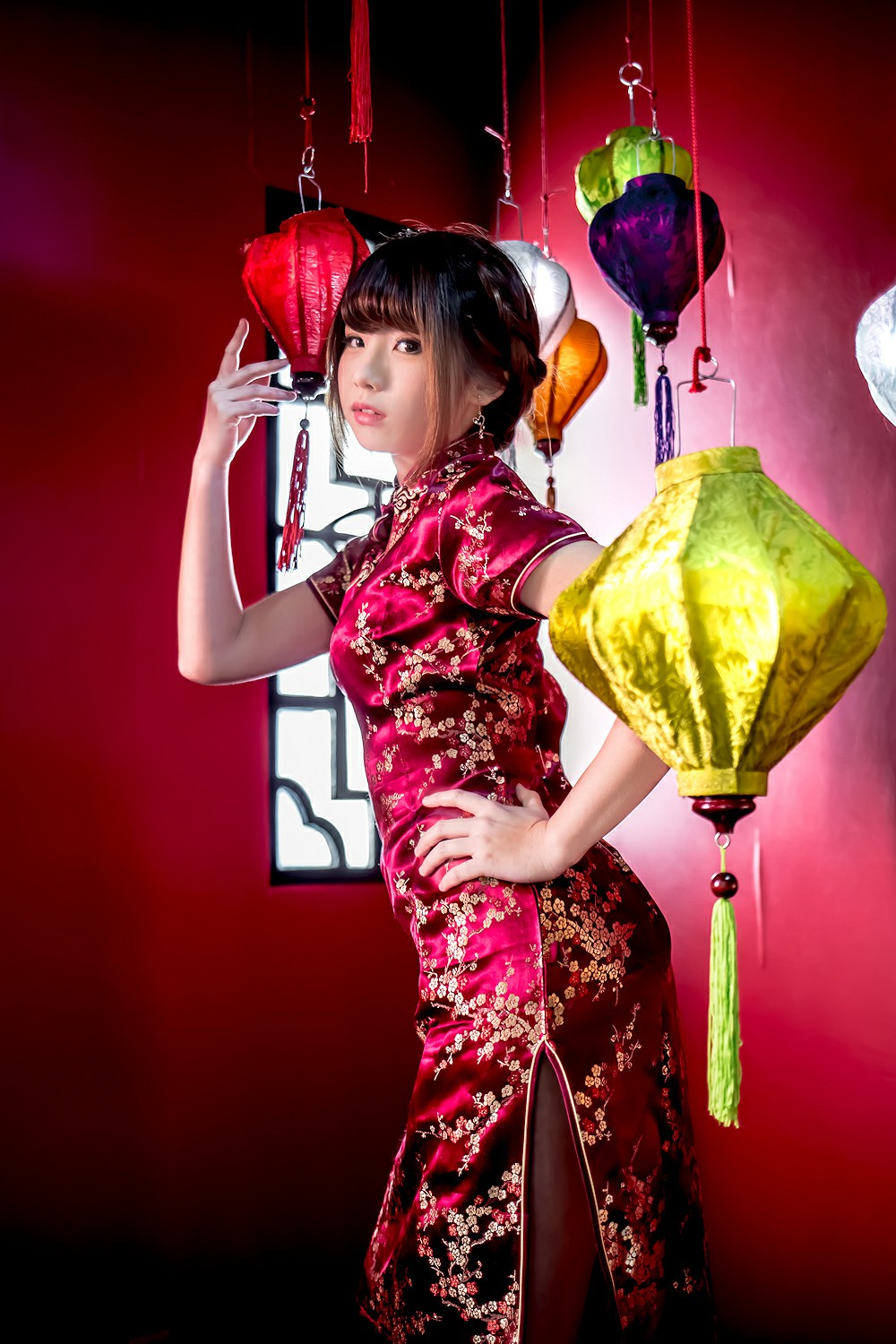 中華娘娘之红色旗袍与美腿高跟 – COSPLAY
