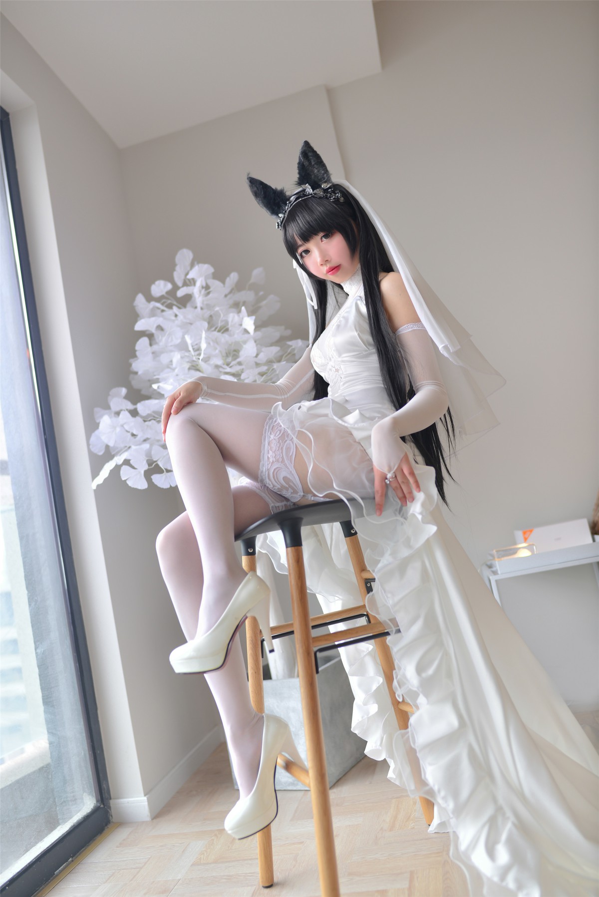 Cos小姐姐雪琪- 爱宕高跟美腿与婚纱 – COSPLAY