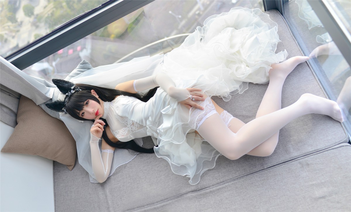 Cos小姐姐雪琪- 爱宕高跟美腿与婚纱 – COSPLAY