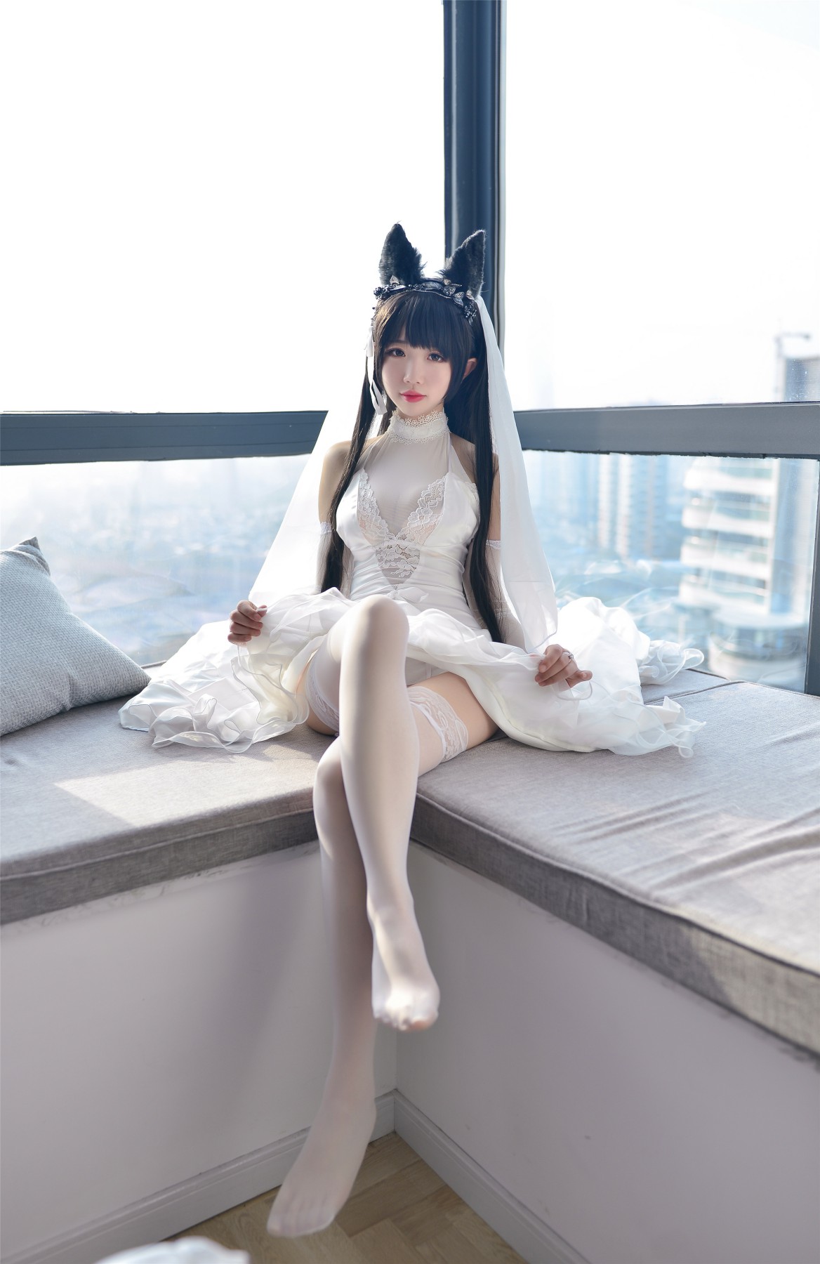 Cos小姐姐雪琪- 爱宕高跟美腿与婚纱 – COSPLAY
