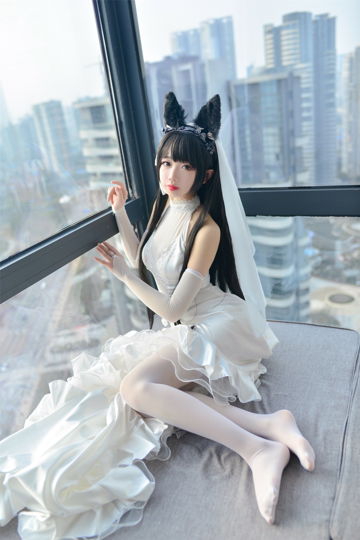 Cos小姐姐雪琪- 爱宕高跟美腿与婚纱 – COSPLAY