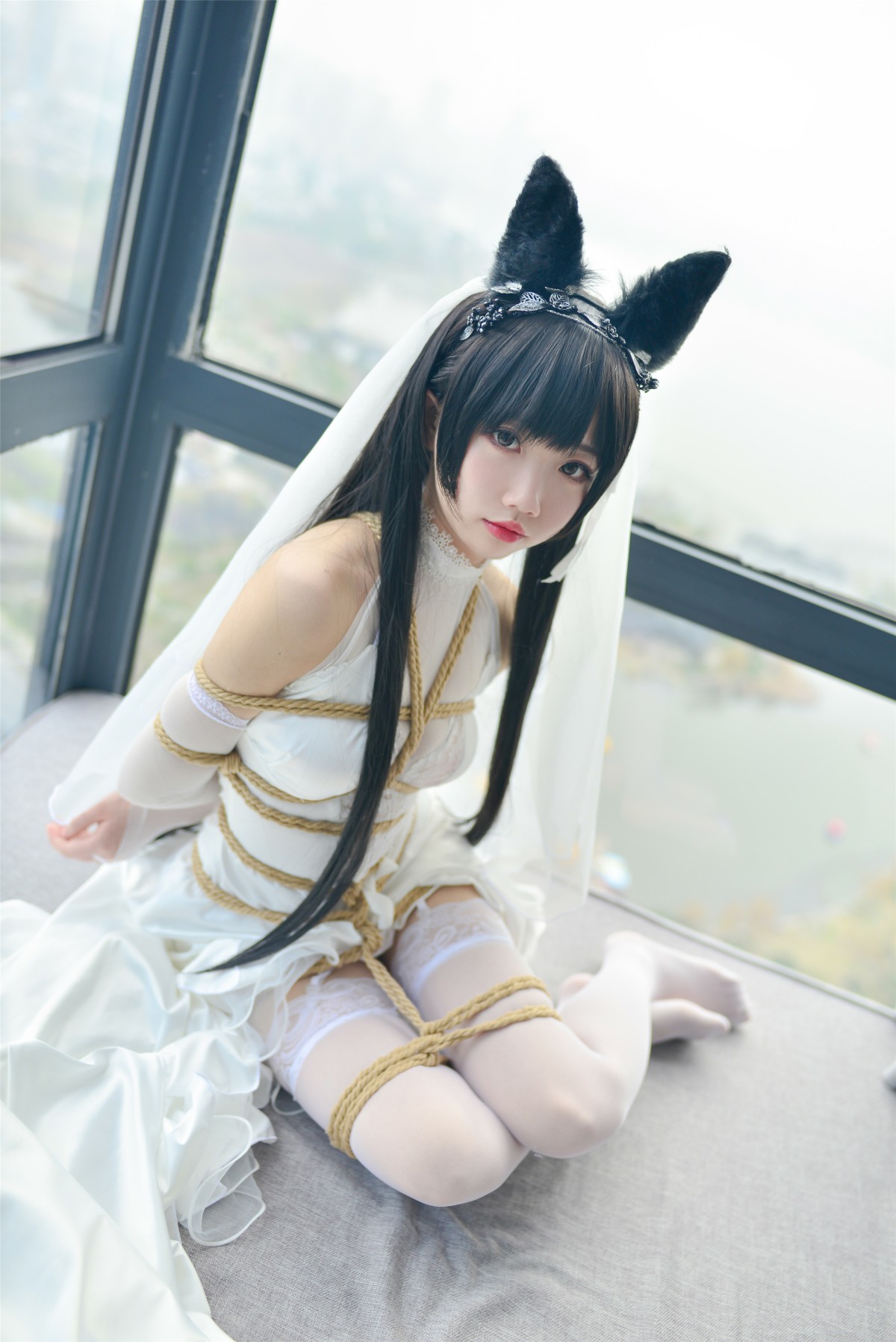 Cos小姐姐雪琪- 爱宕高跟美腿与婚纱 – COSPLAY