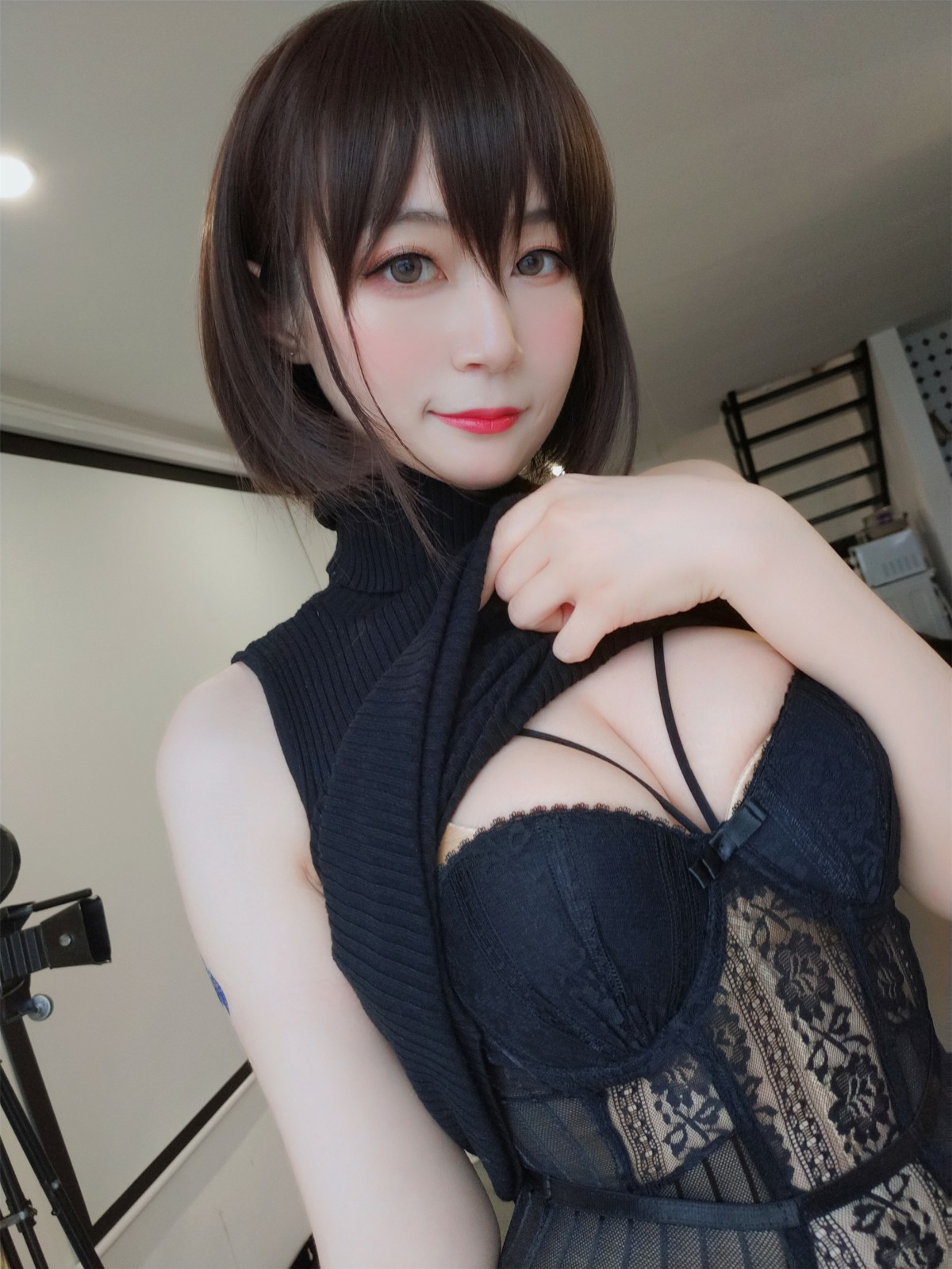 Coser小姐姐白银 – 黑色包臀裙 – COSPLAY