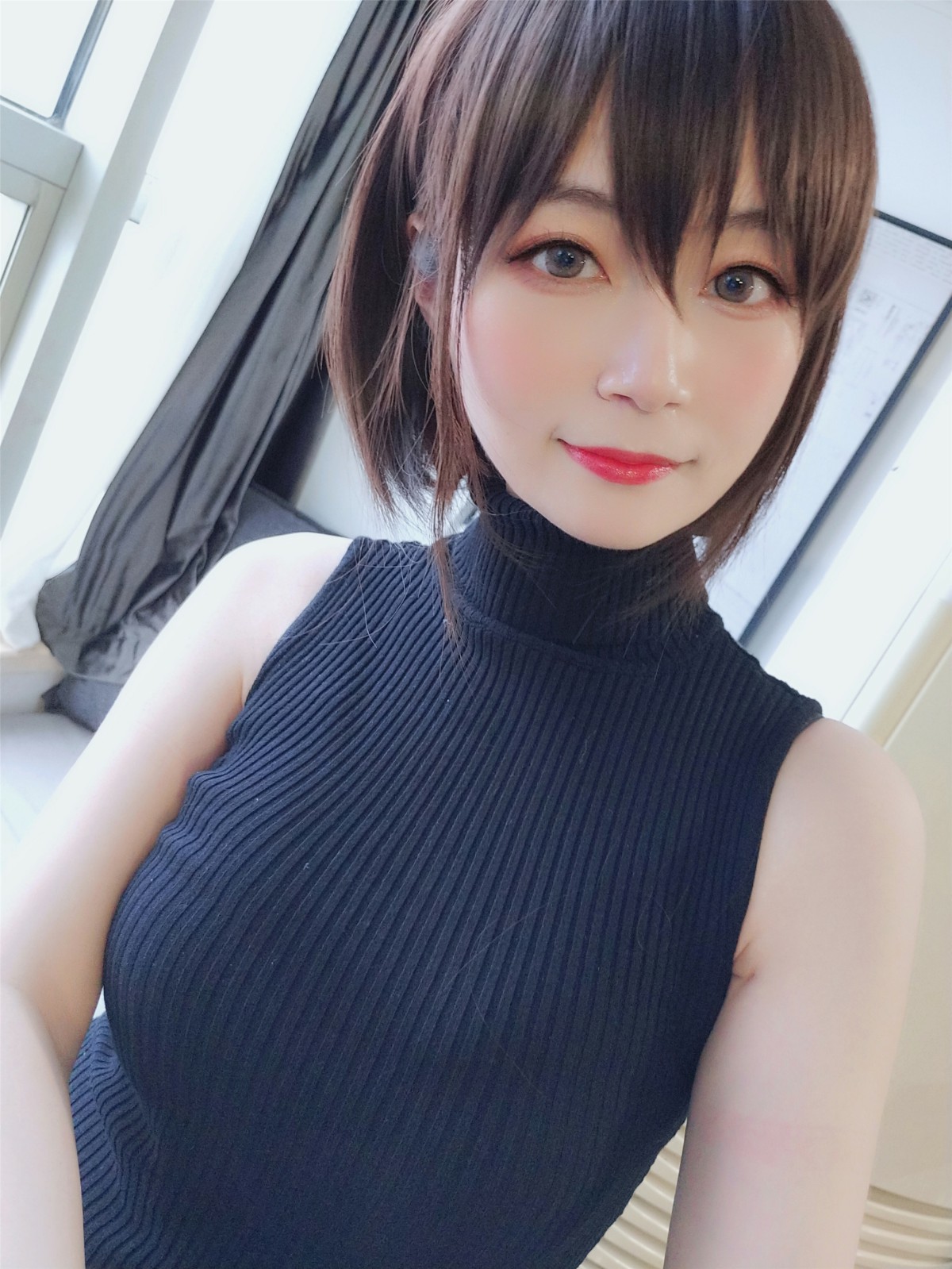 Coser小姐姐白银 – 黑色包臀裙 – COSPLAY