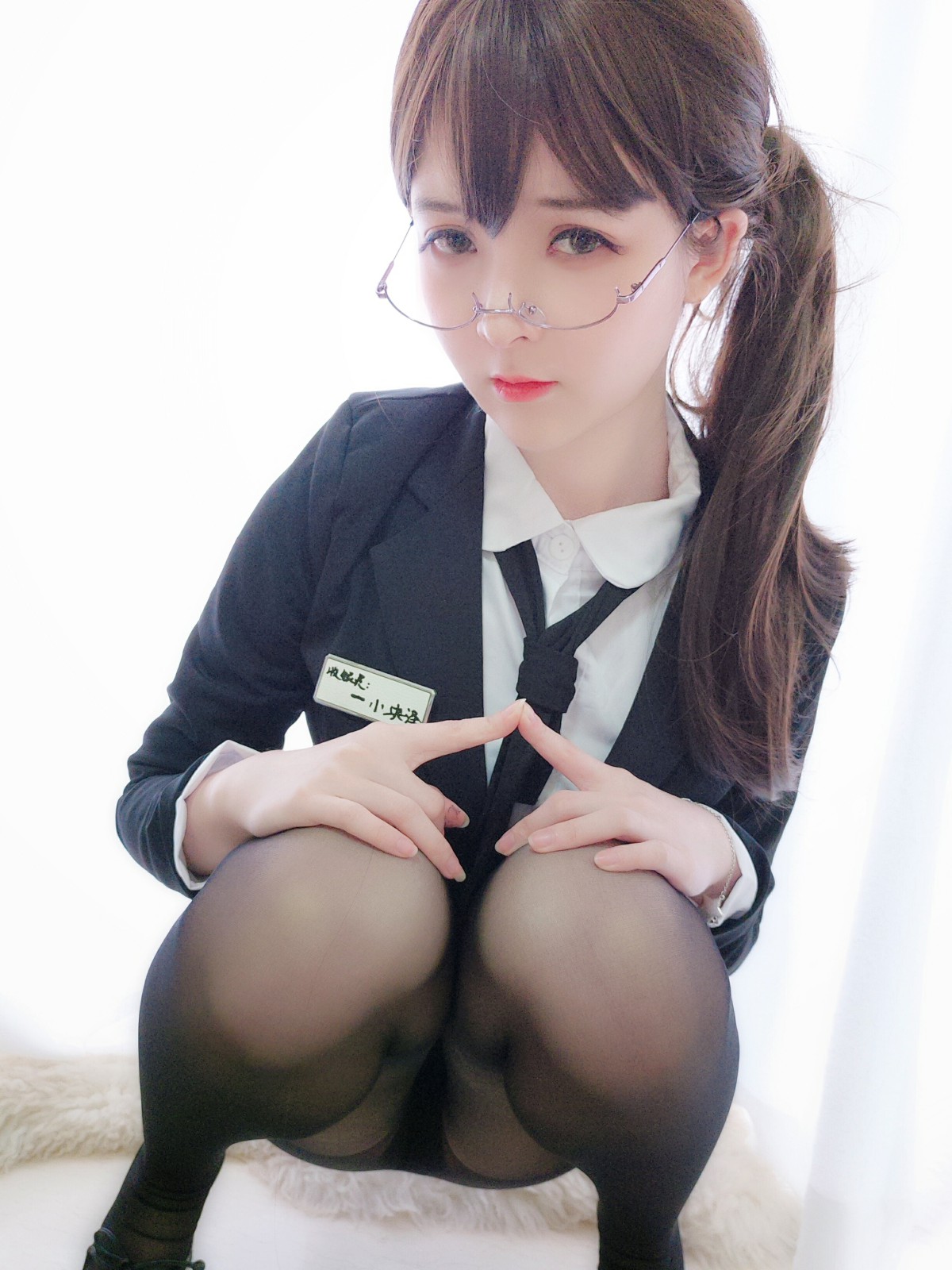 一小央泽 – 助理姐姐 – COSPLAY