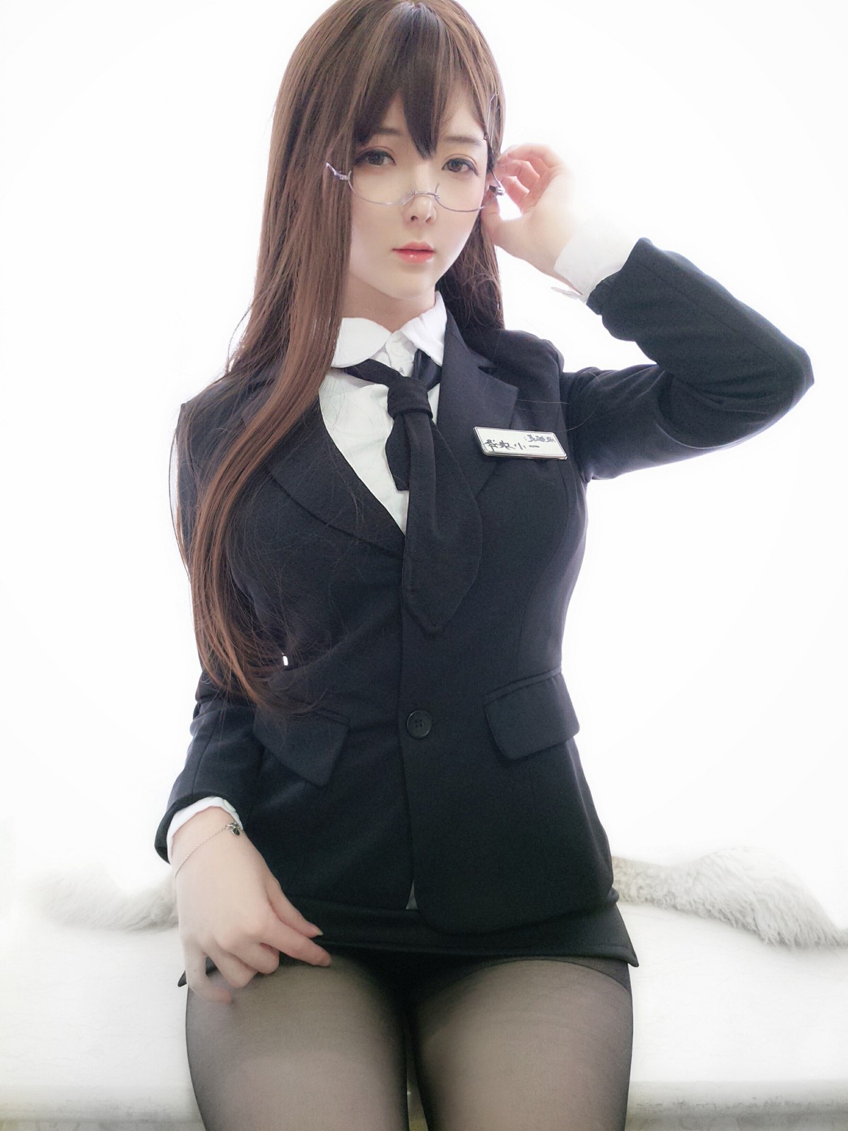一小央泽 – 助理姐姐 – COSPLAY