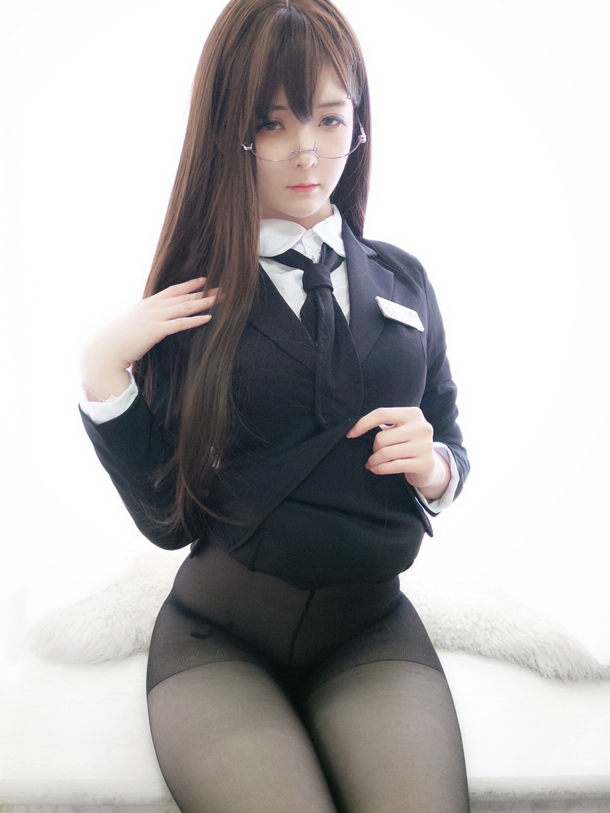 一小央泽 – 助理姐姐 – COSPLAY