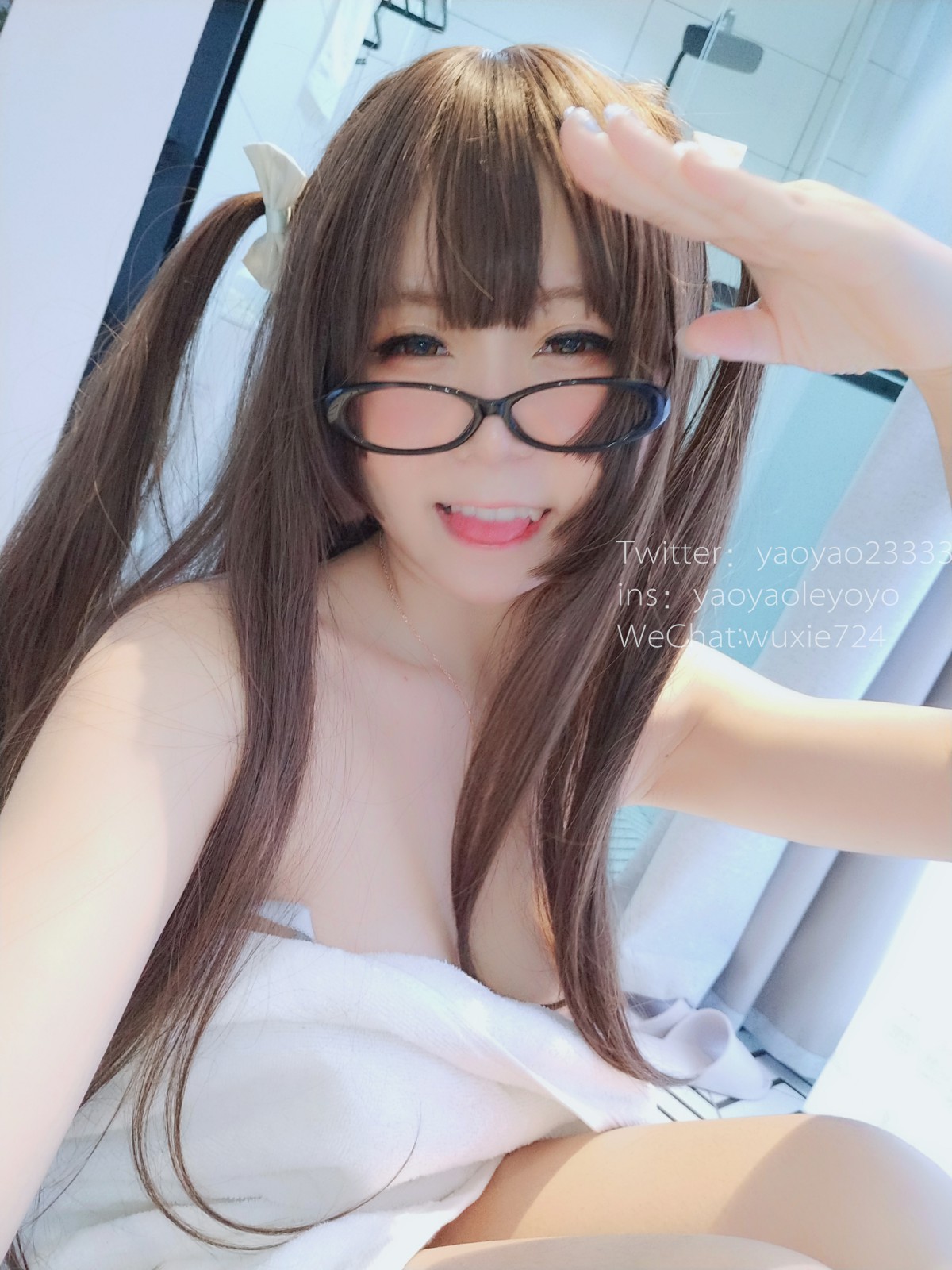 软妹摇摇乐 – 浴巾篇 – COSPLAY