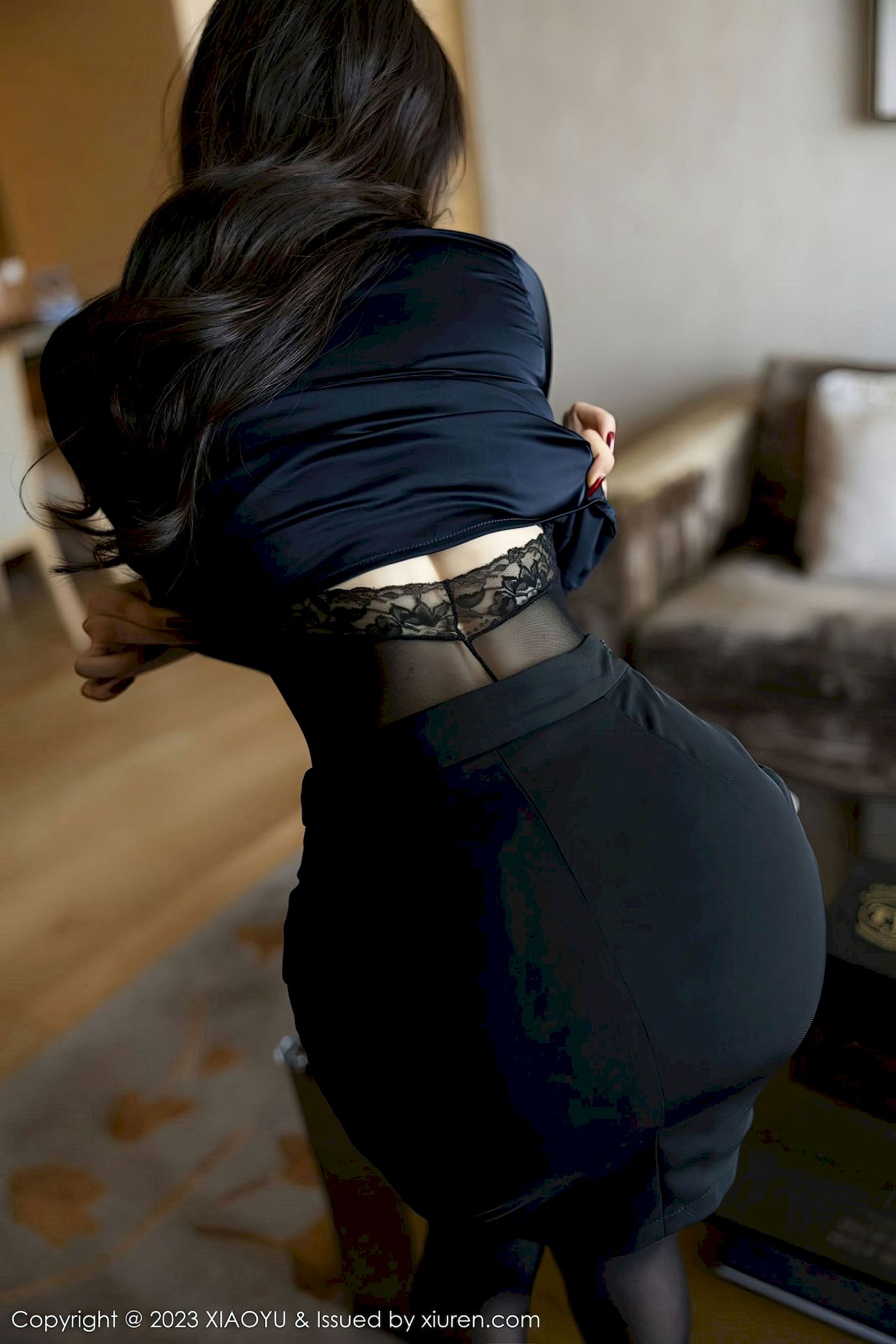 [XIAOYU语画界] Vol.1007 徐莉芝Booty – OL装扮+连体衣性感写真