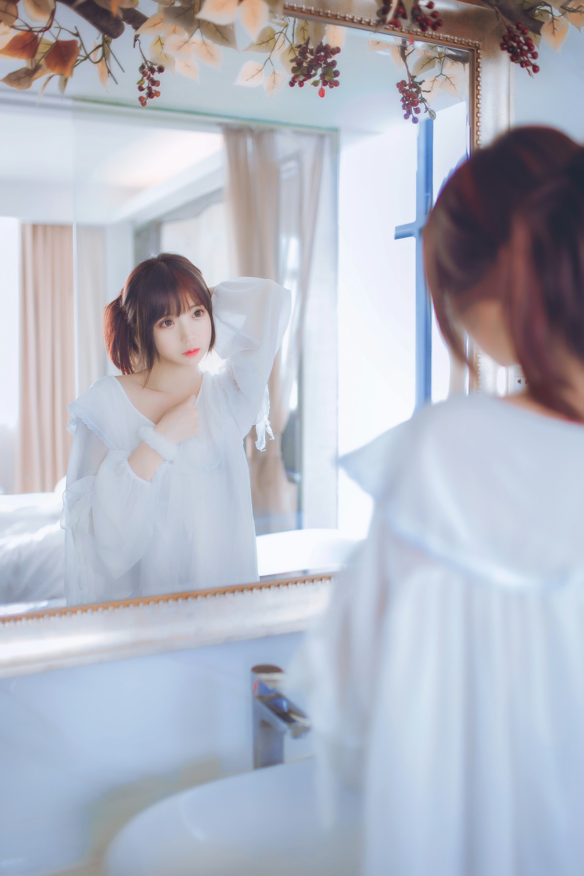 [Cosplay]疯猫ss -白色睡衣 – COSPLAY
