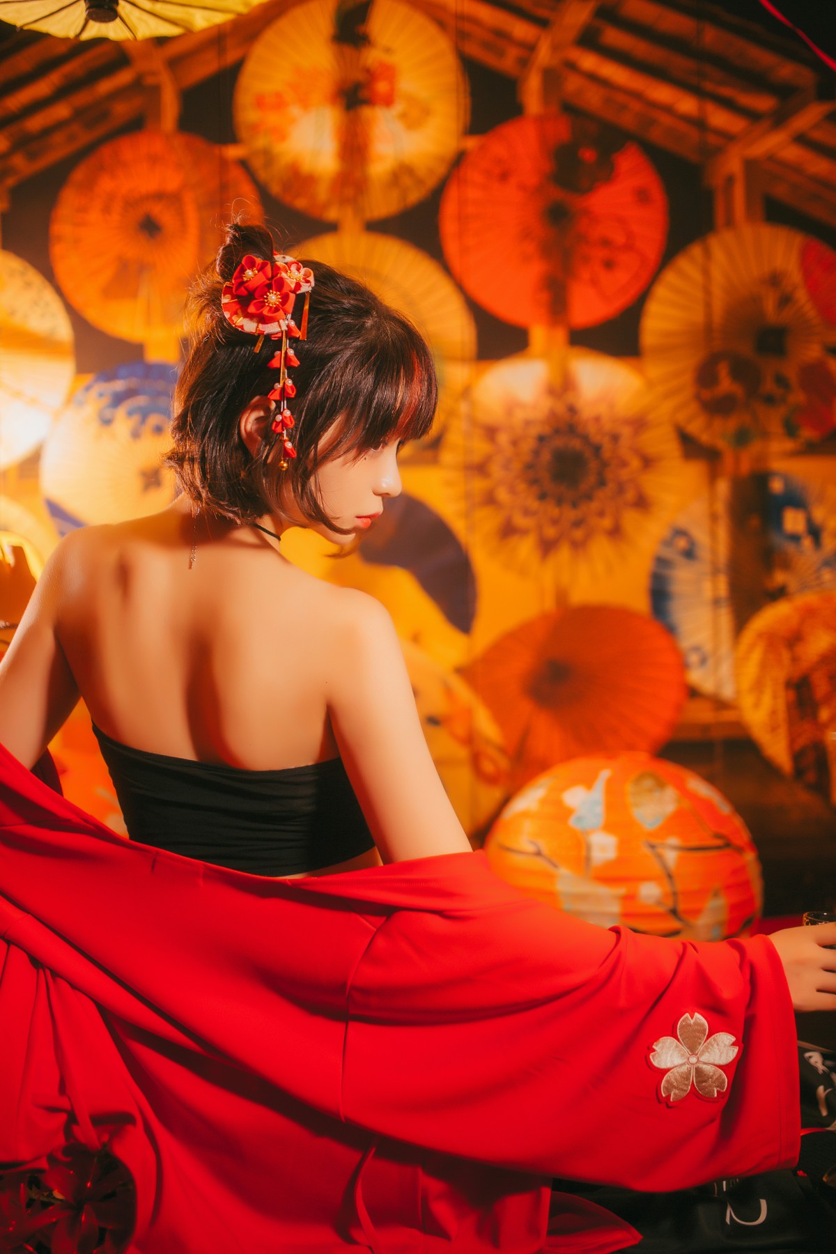 [Cosplay]疯猫ss -红色羽衣 – COSPLAY