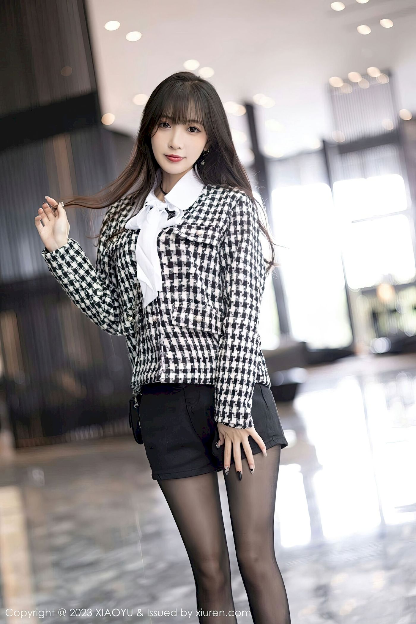 [XIAOYU语画界] Vol.1020 模特林星阑 – 格子服饰+黑色短裤性感写真