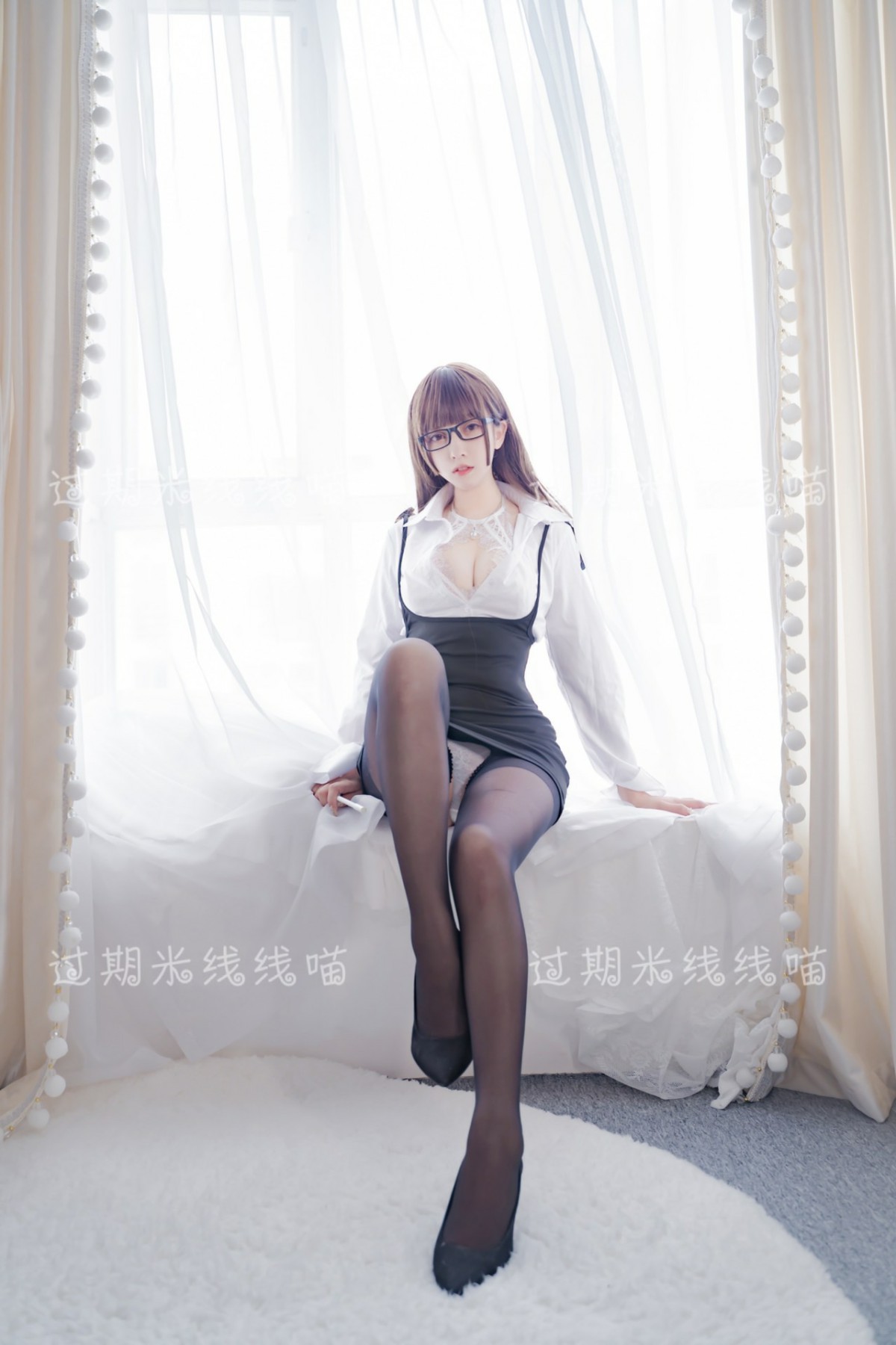 过期米线喵喵 – OL装_过期米线线喵_福利社 – COSPLAY