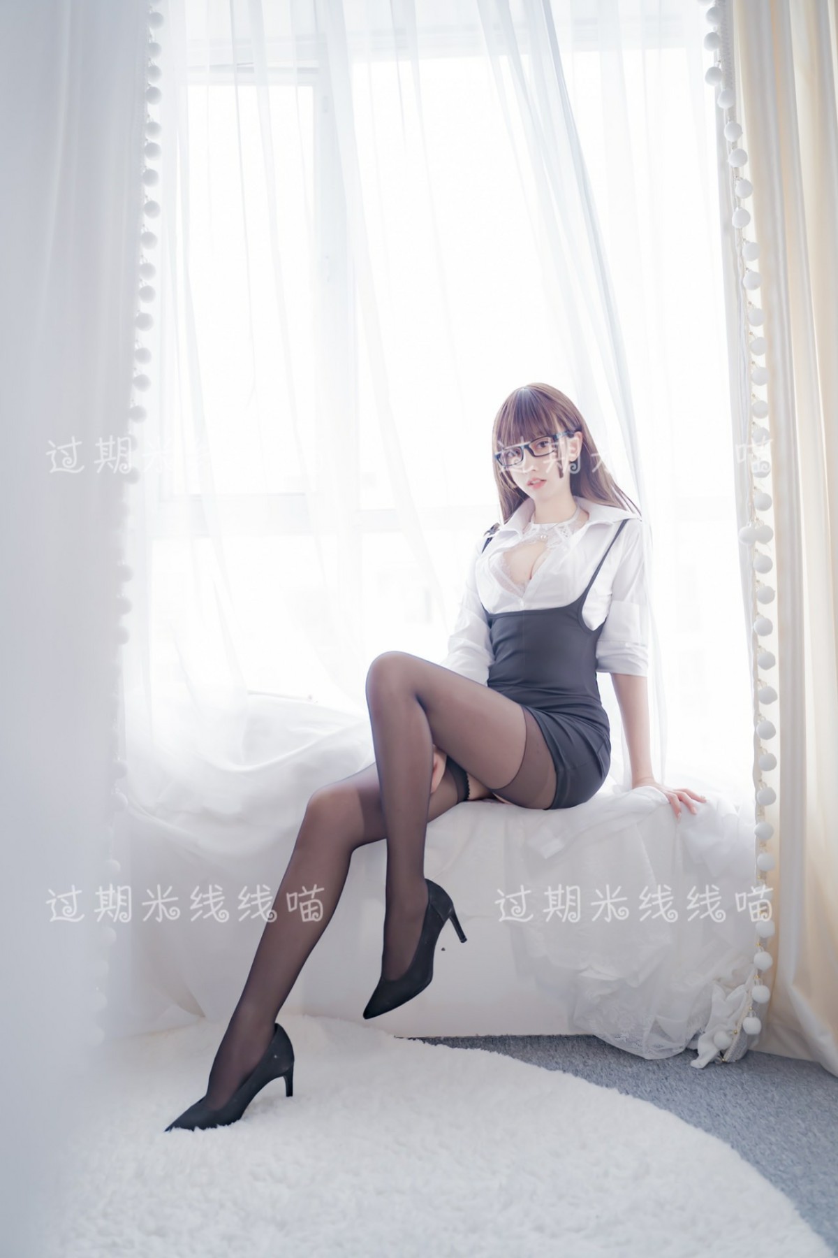 过期米线喵喵 – OL装_过期米线线喵_福利社 – COSPLAY