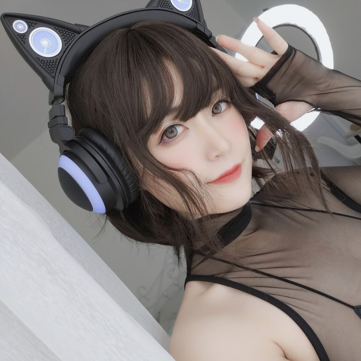 Coser小姐姐白银 – 电子喵 – COSPLAY