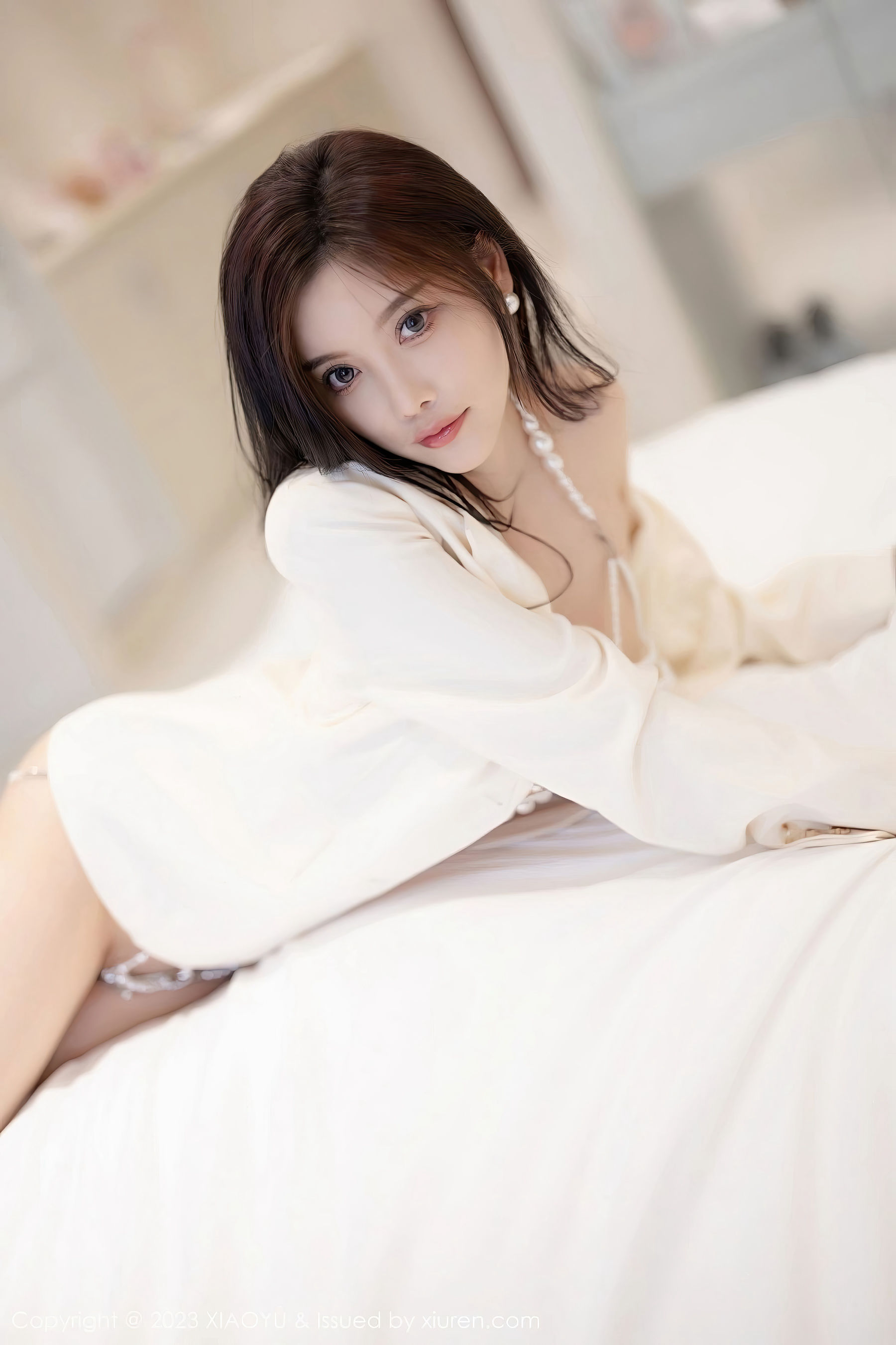 [XIAOYU语画界] Vol.1031 杨晨晨Yome – 白色西服+丰腴身材性感写真