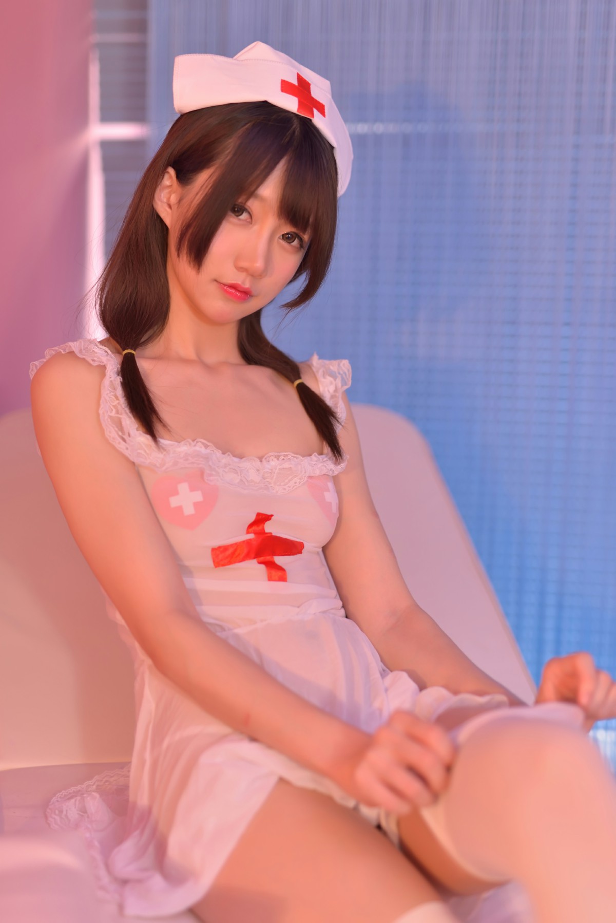 [Cosplay]NAGISA魔物喵 – VOL.04 性感看护师 – COSPLAY