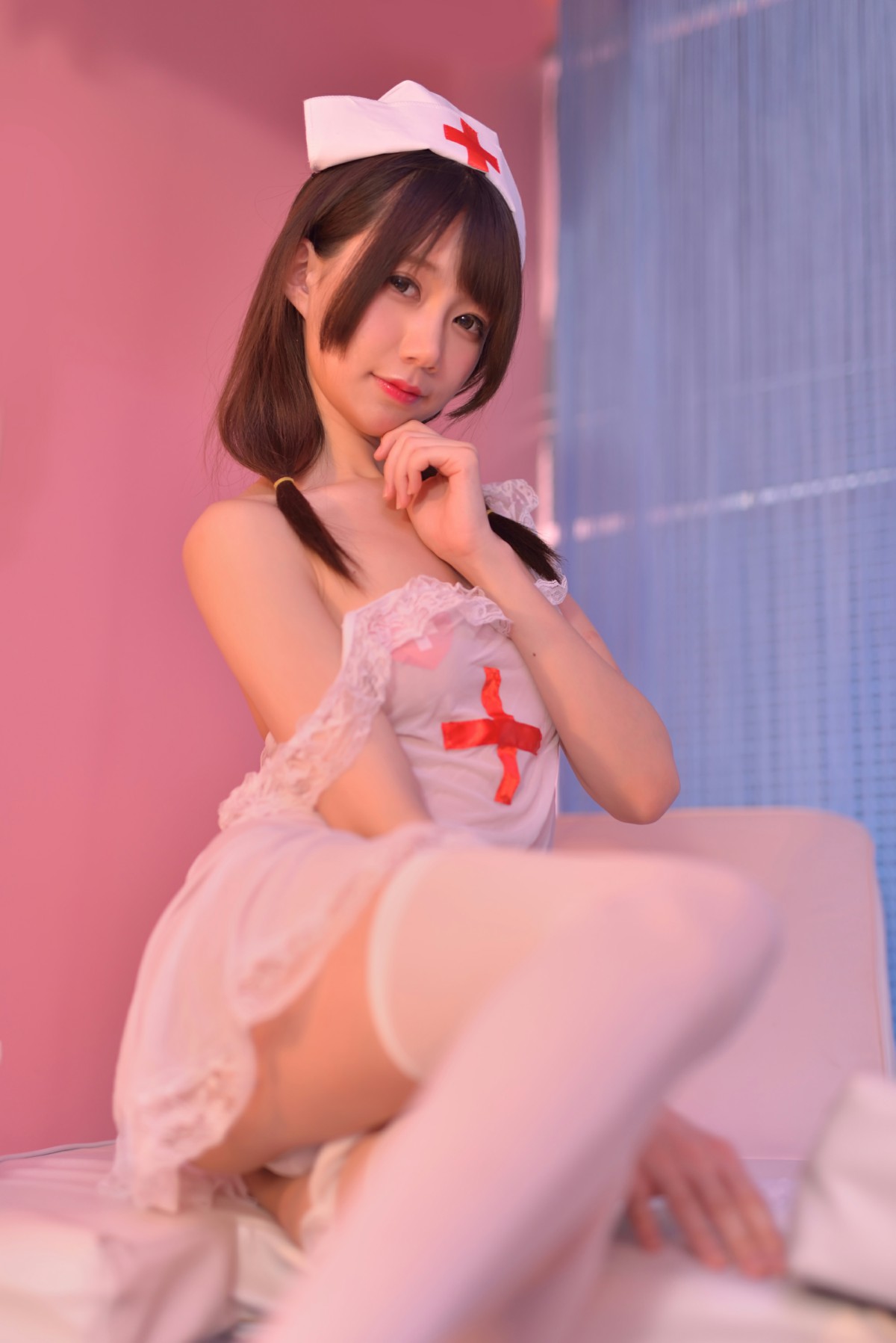 [Cosplay]NAGISA魔物喵 – VOL.04 性感看护师 – COSPLAY