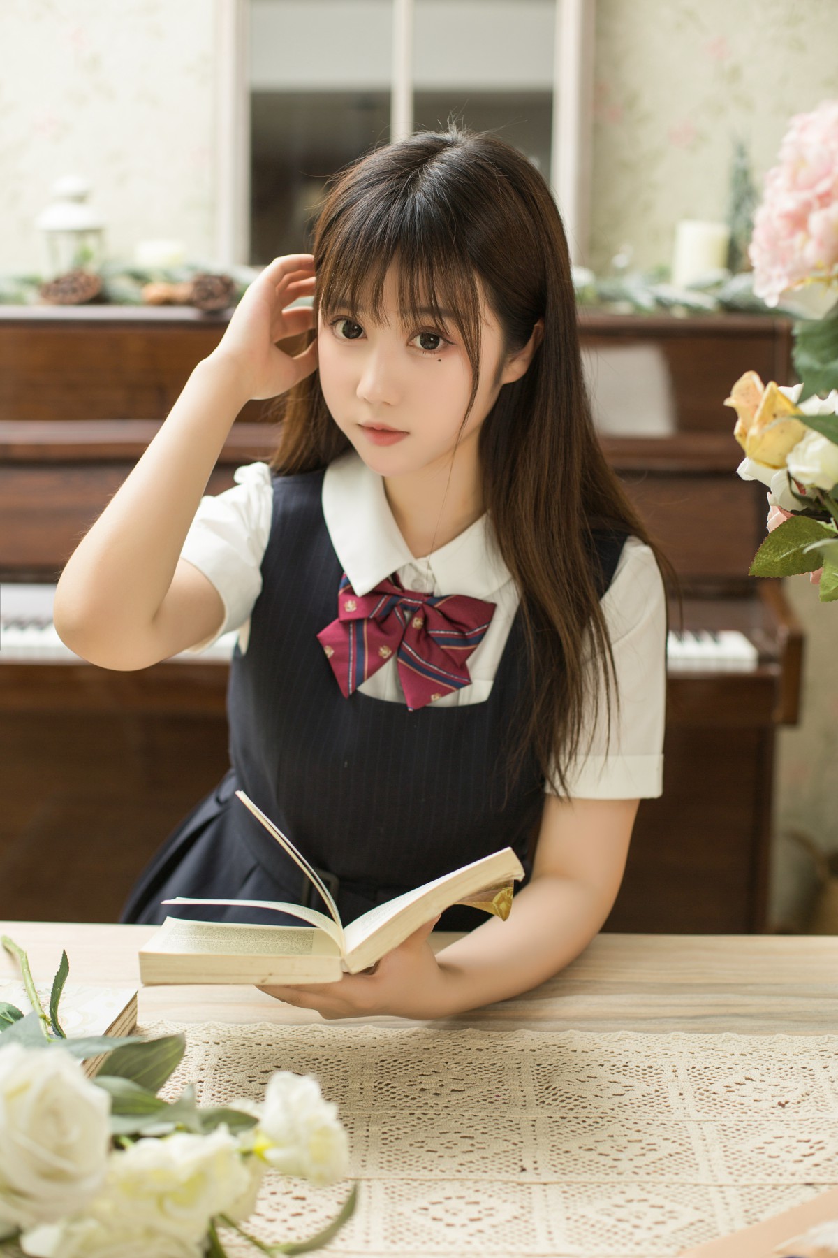 [喵糖映画]VOL.004 镜酱 文静学妹 – COSPLAY