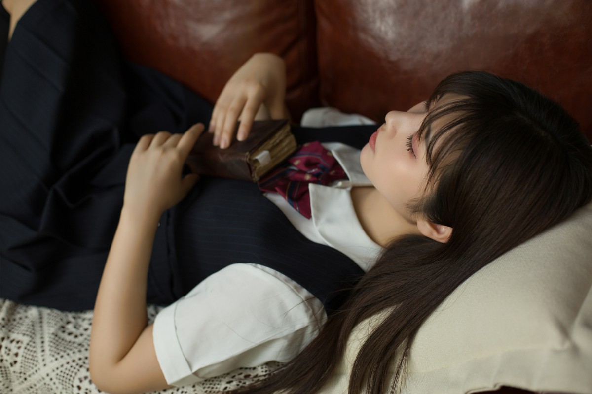 [喵糖映画]VOL.004 镜酱 文静学妹 – COSPLAY
