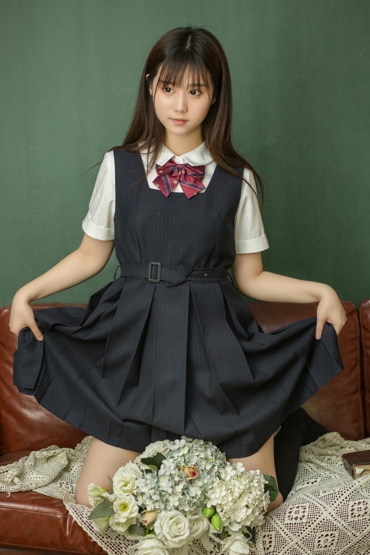 [喵糖映画]VOL.004 镜酱 文静学妹 – COSPLAY