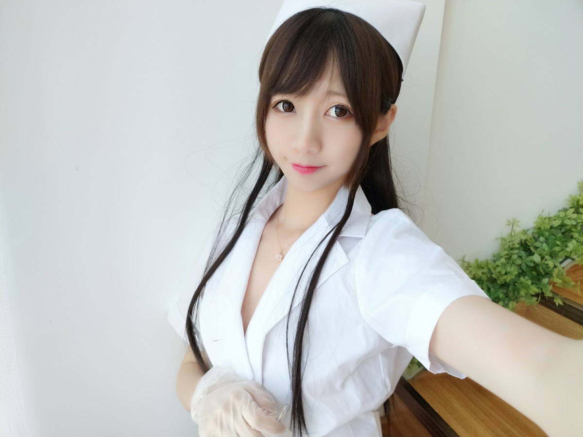 [Cosplay]NAGISA魔物喵–自摄系列 NO.002 白丝护士 – COSPLAY