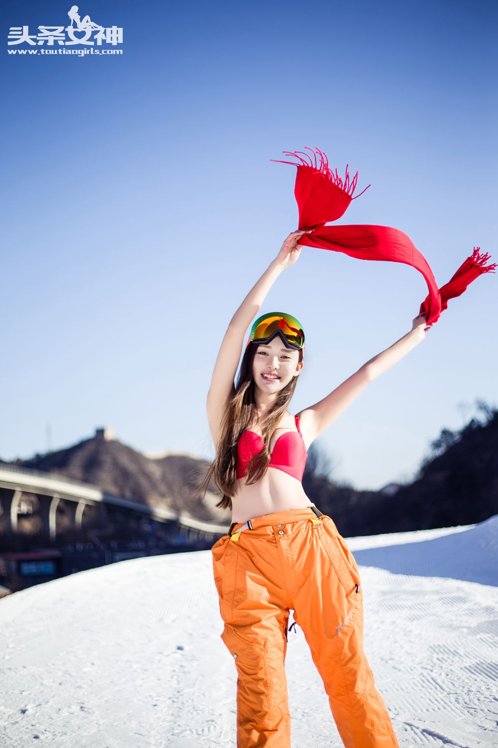 头条女神崔昭妍雪地坚挺美胸性感身材内衣诱惑写真-御萝部落