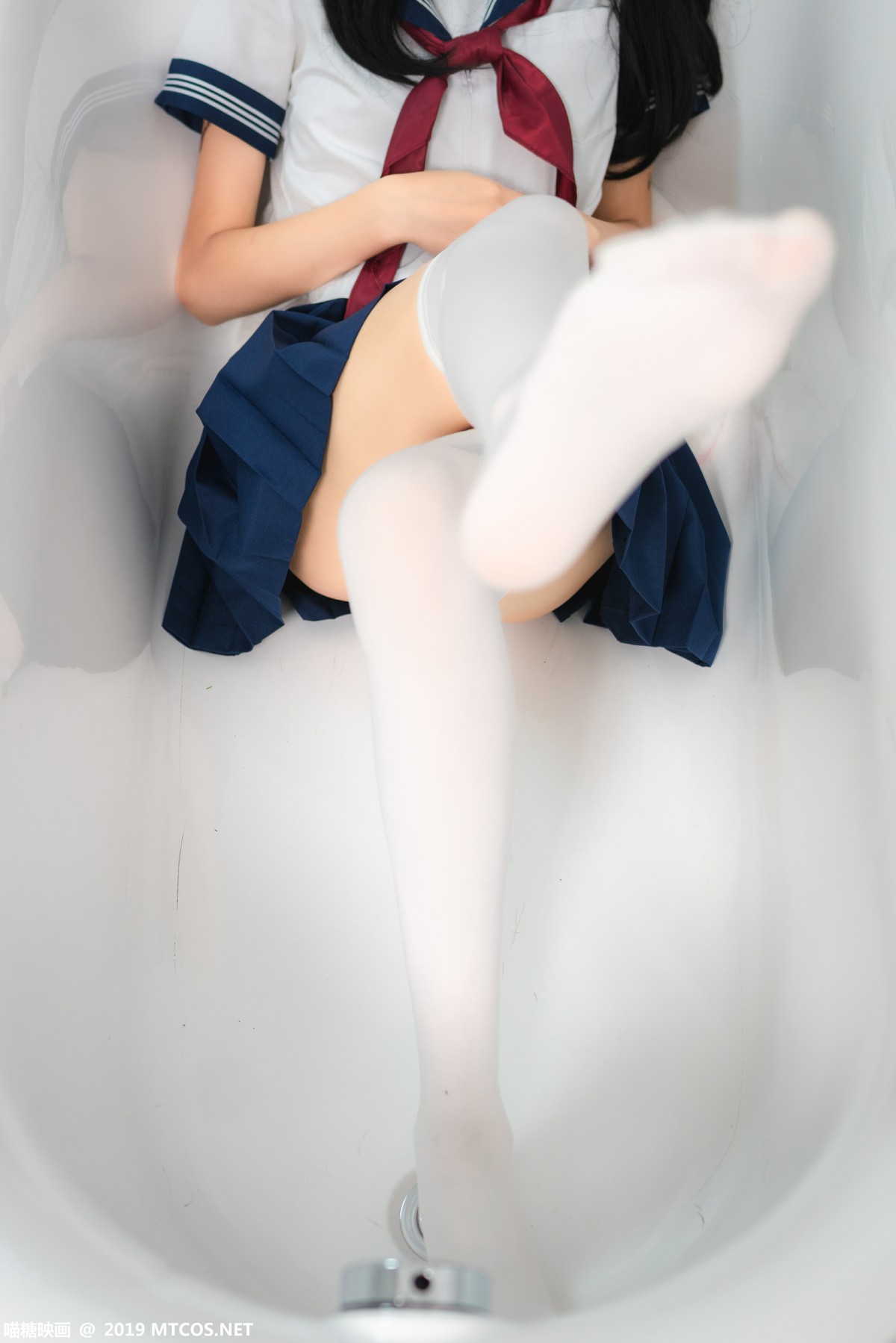 [喵糖映画]VOL.012 蓝白水手服 – COSPLAY