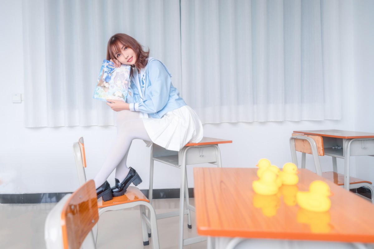 [喵糖映画]VOL.009 小黄鸭与白丝 – COSPLAY