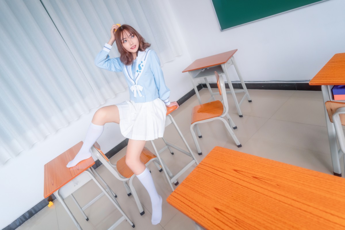 [喵糖映画]VOL.009 小黄鸭与白丝 – COSPLAY