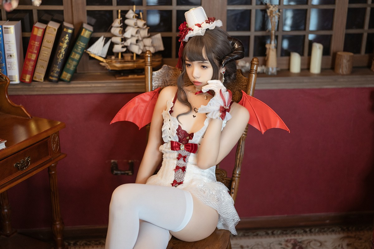 [Cosplay]雯妹不讲道理 – 魅魔 Elegant d – COSPLAY
