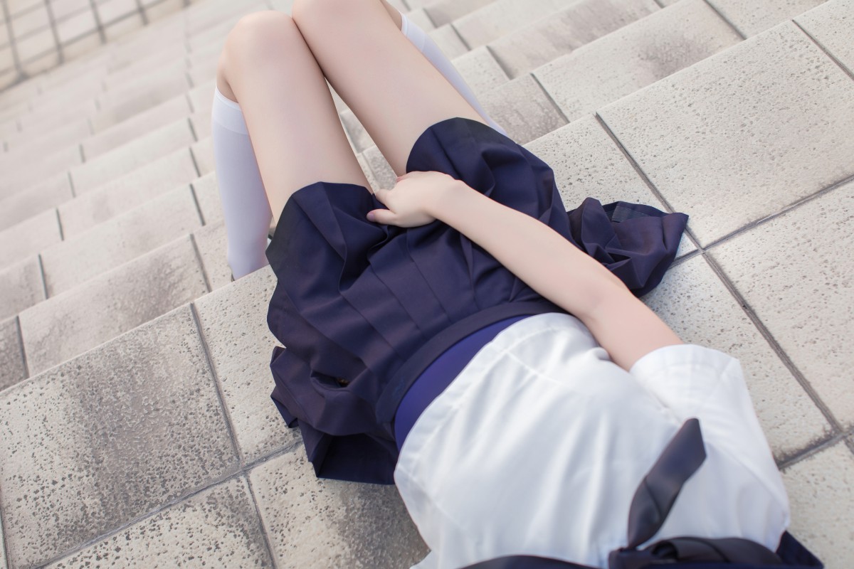 [Cosplay]雯妹不讲道理 – JK 白丝 死库水 – COSPLAY