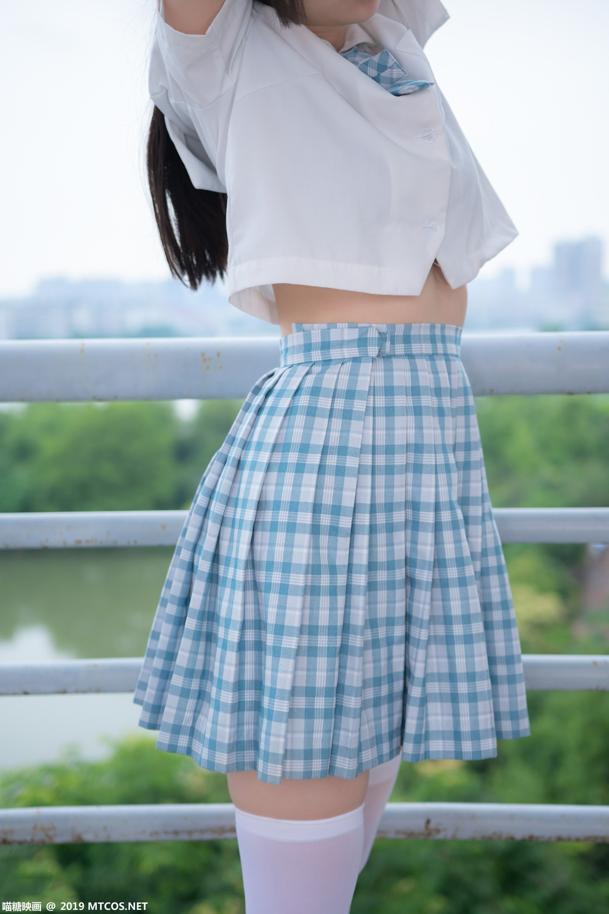 [喵糖映画]VOL.015 半度度度喵 白丝格子裙 – COSPLAY