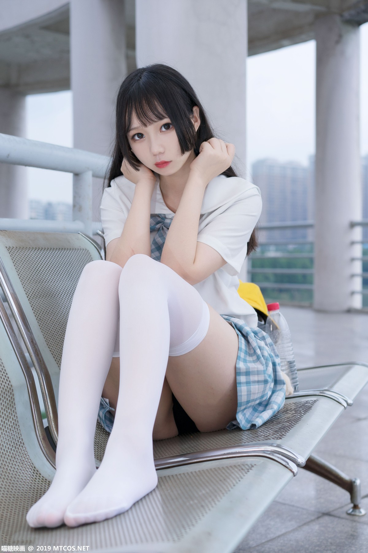 [喵糖映画]VOL.015 半度度度喵 白丝格子裙 – COSPLAY
