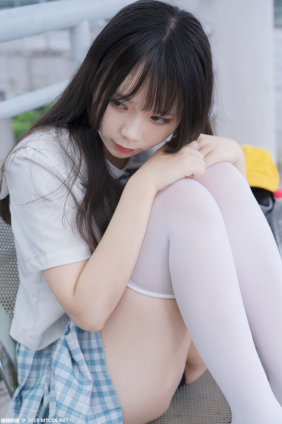 [喵糖映画]VOL.015 半度度度喵 白丝格子裙 – COSPLAY