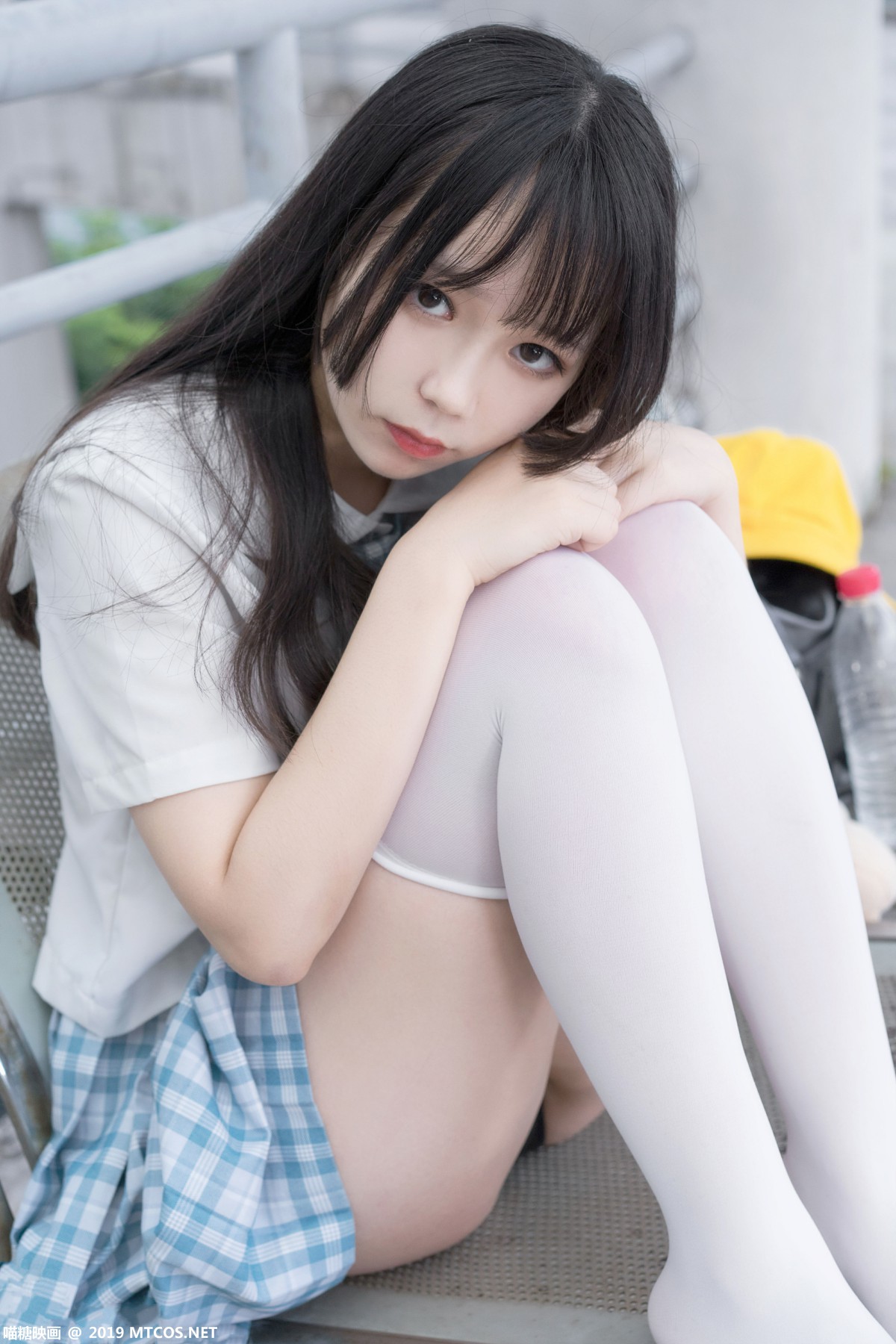 [喵糖映画]VOL.015 半度度度喵 白丝格子裙 – COSPLAY