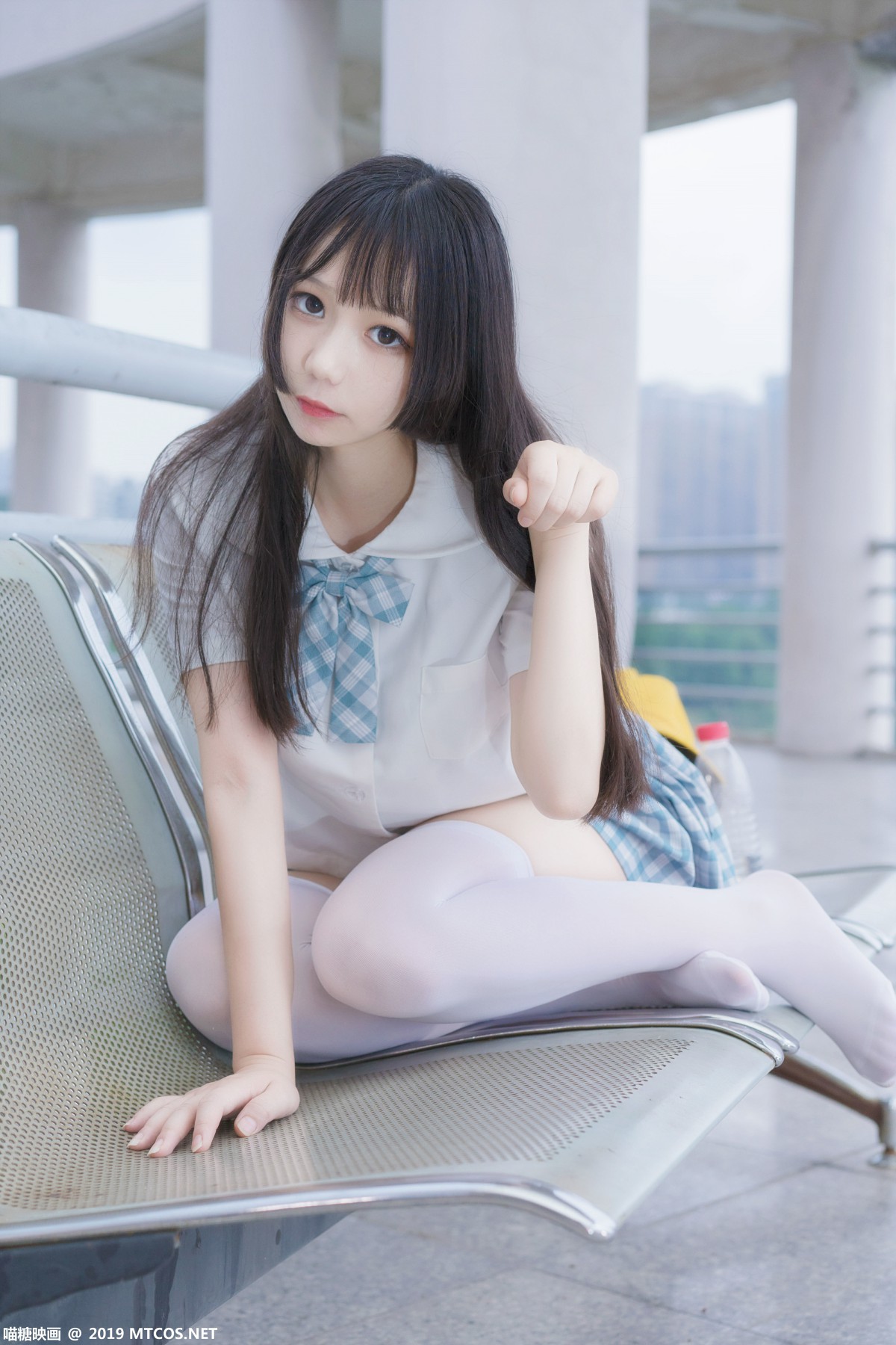 [喵糖映画]VOL.015 半度度度喵 白丝格子裙 – COSPLAY