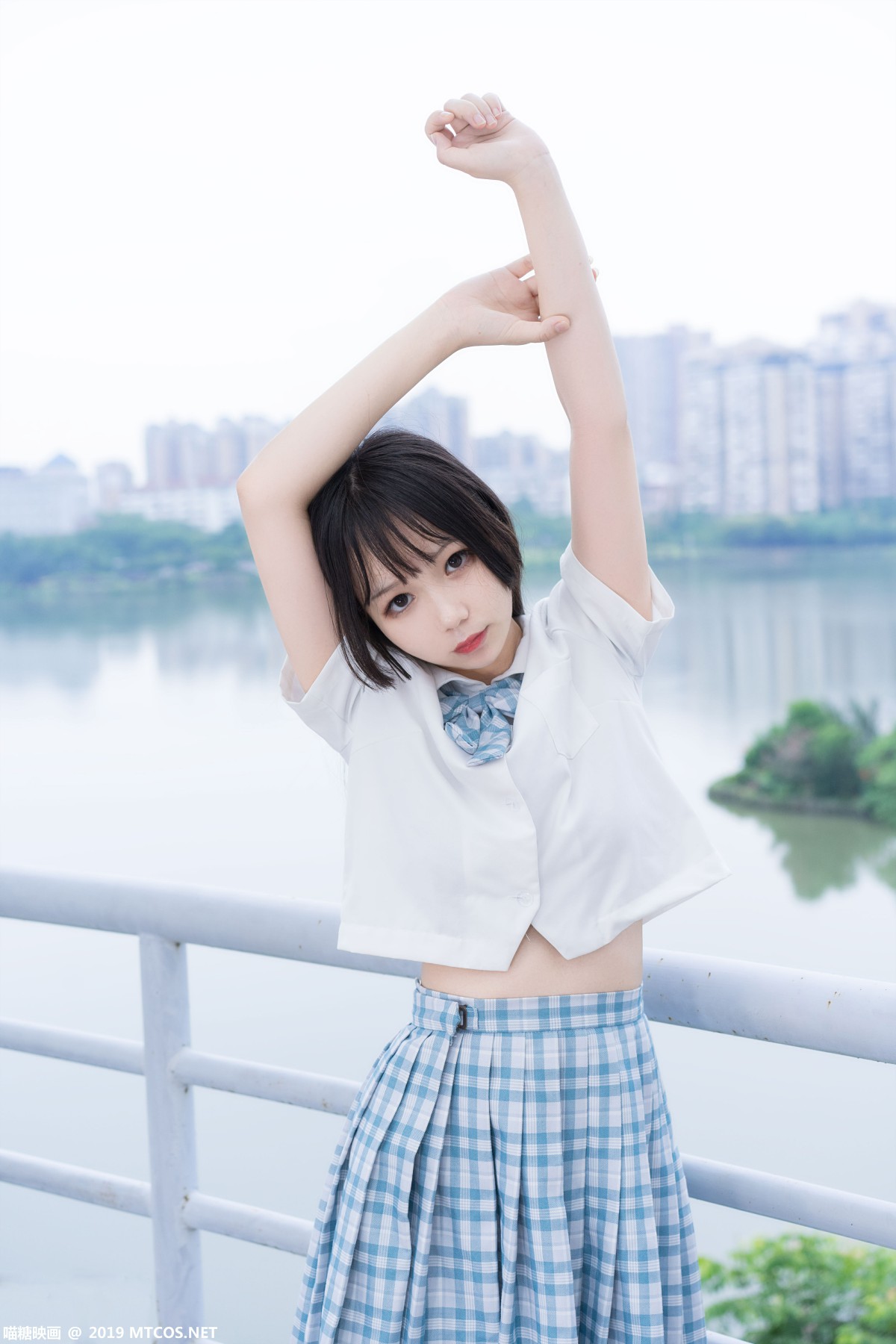 [喵糖映画]VOL.015 半度度度喵 白丝格子裙 – COSPLAY