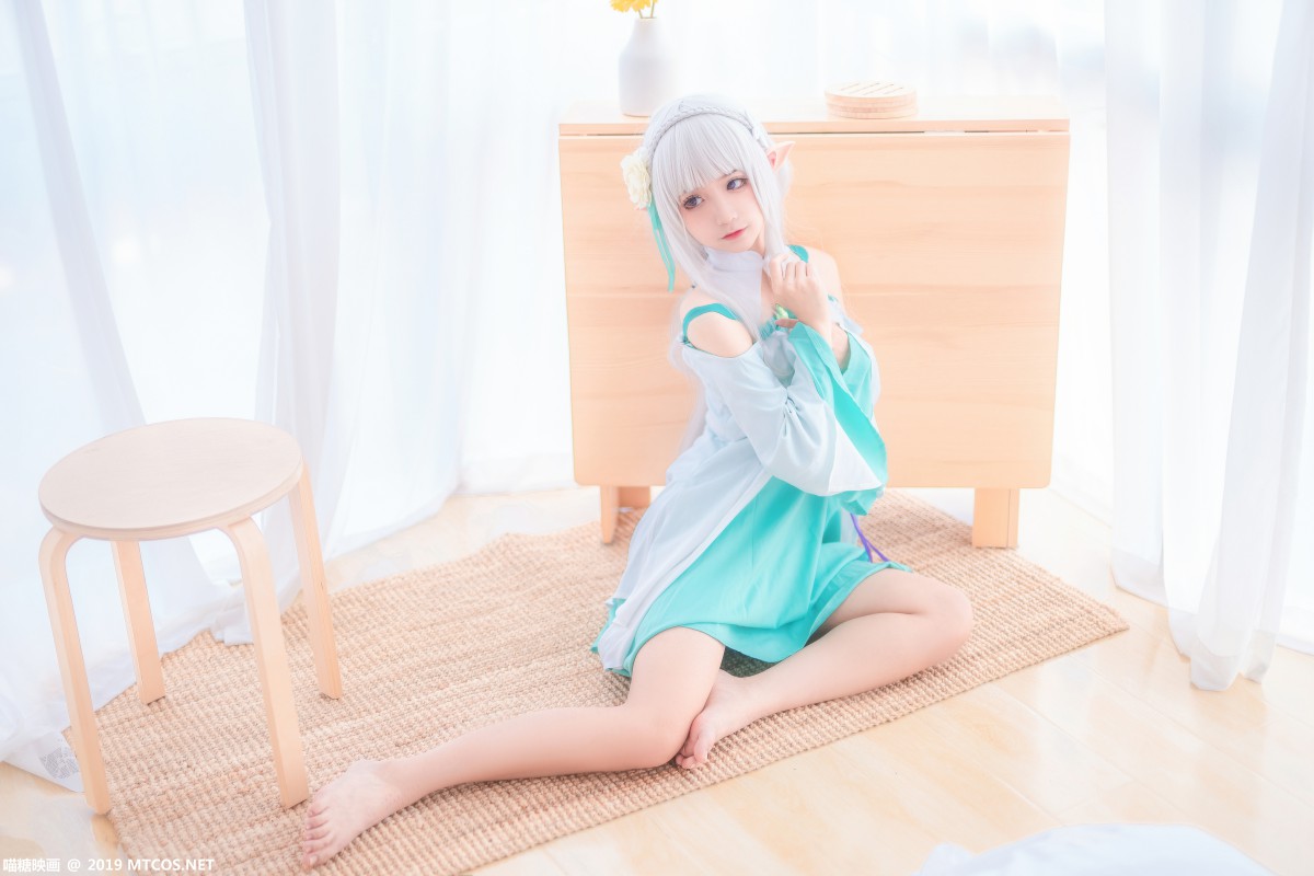 [喵糖映画]VOL.020 COS白发魔女 – COSPLAY