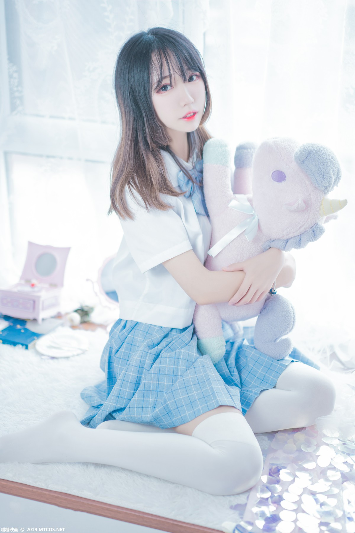 [喵糖映画]VOL.019 蓝白梦幻少女 – COSPLAY