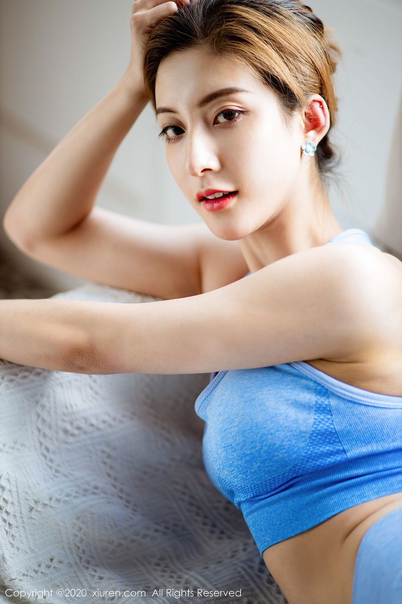 秀人网美女模特林文文yooki绝佳身材运动内衣主题活力写真-御萝部落