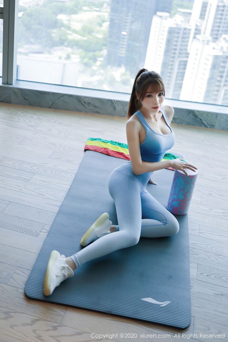 秀人网性感女神芝芝Booty运动内衣健身房主题魔鬼身材写真-御萝部落
