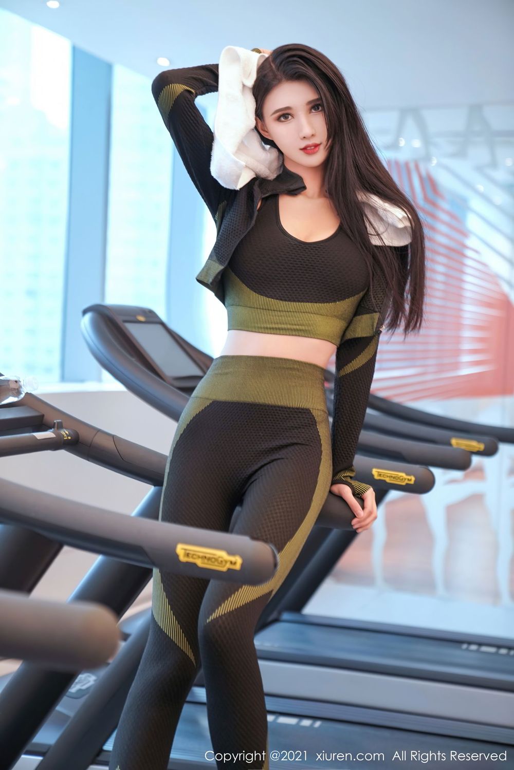秀人网美女模特葛征Model紧身运动装+健身房主题性感写真-御萝部落