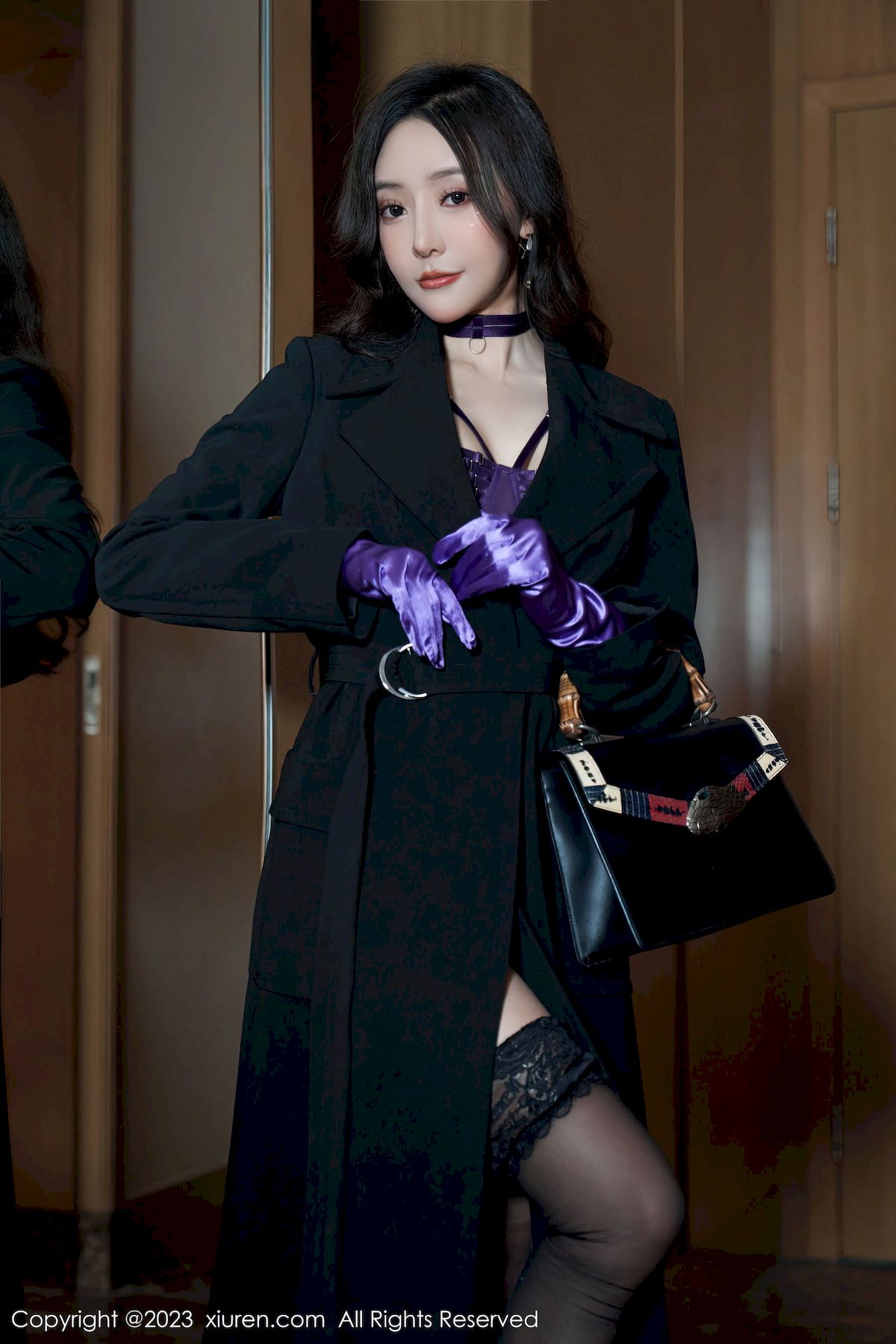 [秀人XiuRen] No.6078 女神王馨瑶Yanni – 黑色外衣+情趣内衣性感写真