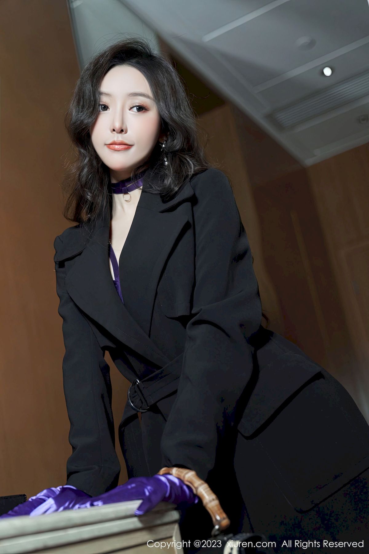 [秀人XiuRen] No.6078 女神王馨瑶Yanni – 黑色外衣+情趣内衣性感写真