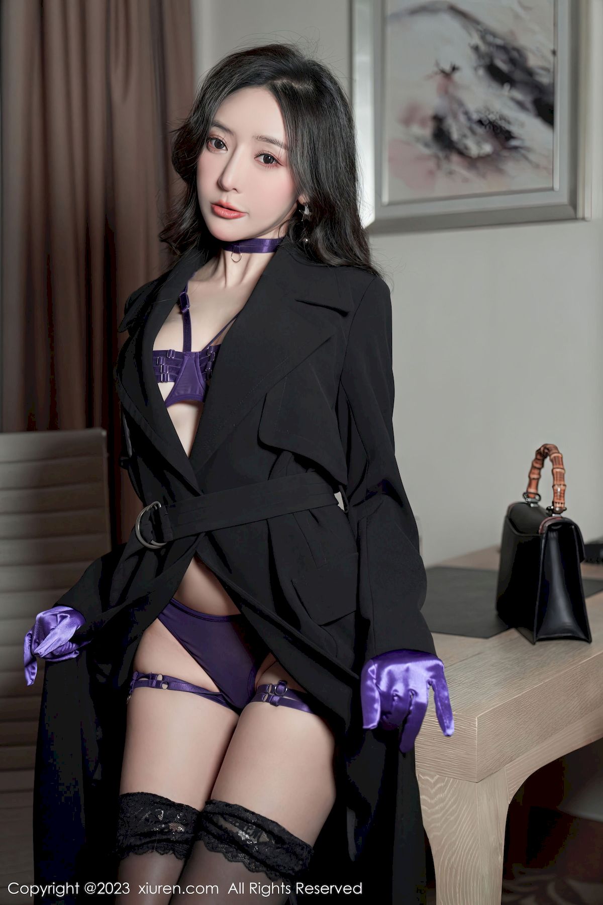 [秀人XiuRen] No.6078 女神王馨瑶Yanni – 黑色外衣+情趣内衣性感写真