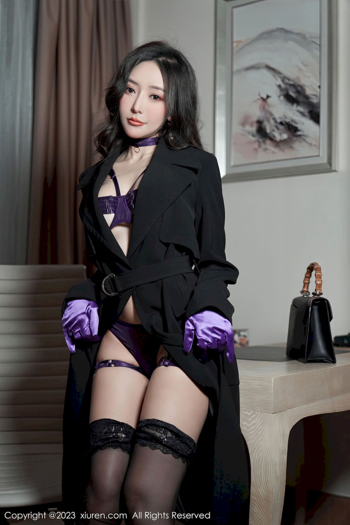 [秀人XiuRen] No.6078 女神王馨瑶Yanni – 黑色外衣+情趣内衣性感写真