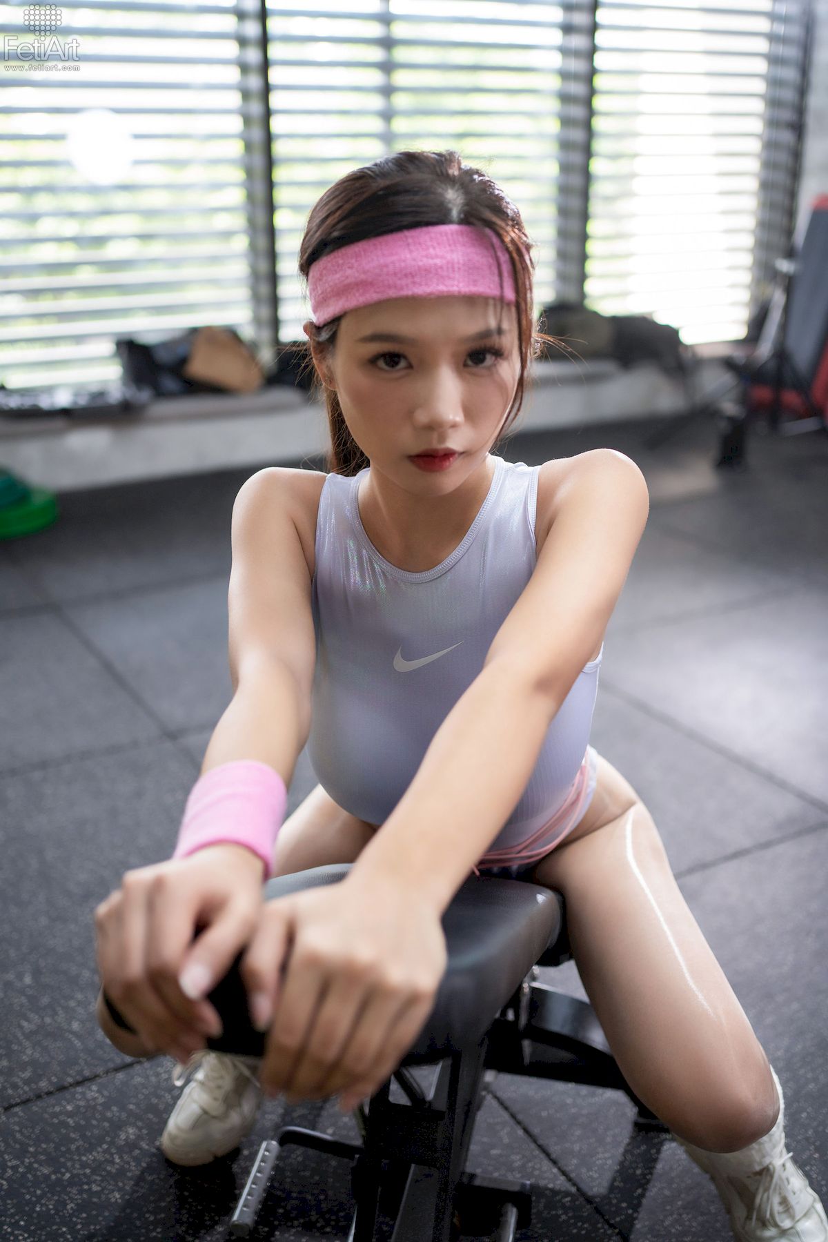尚物集FetiArt模特Arina紧身运动服饰健身房场景写真-御萝部落
