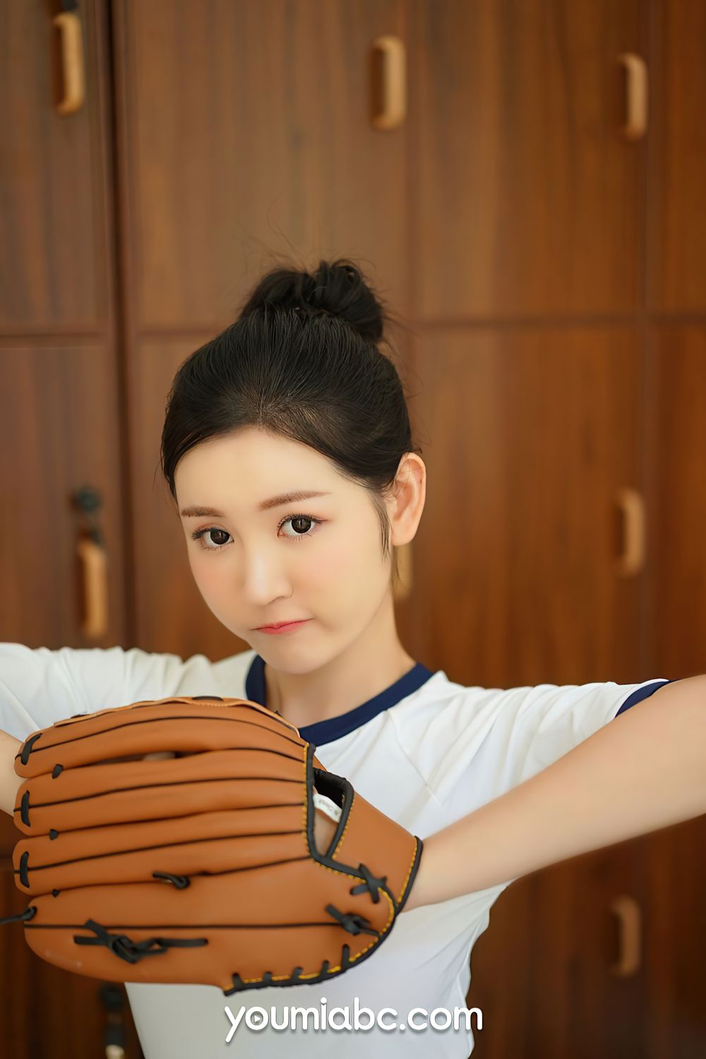 YOUMI尤美棒球少女沈梦瑶白色丝袜+运动服饰系列清纯写真-御萝部落