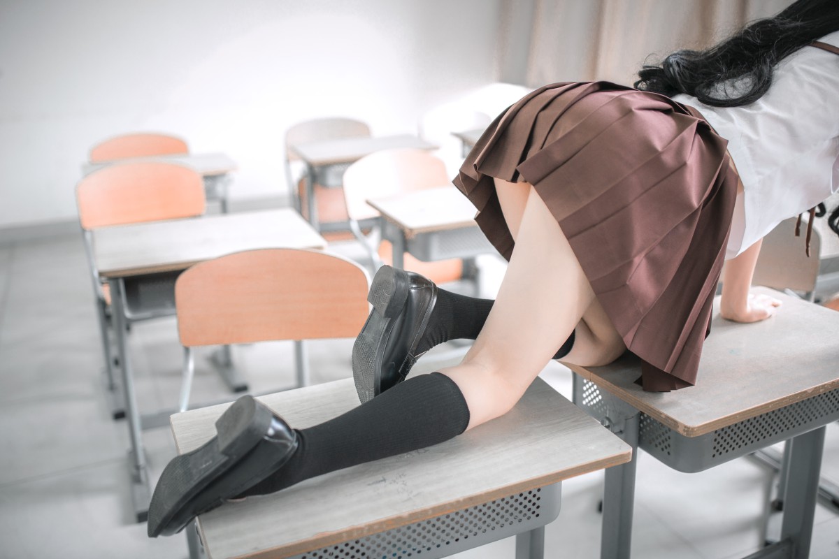 疯猫ss -棕裙 – COSPLAY